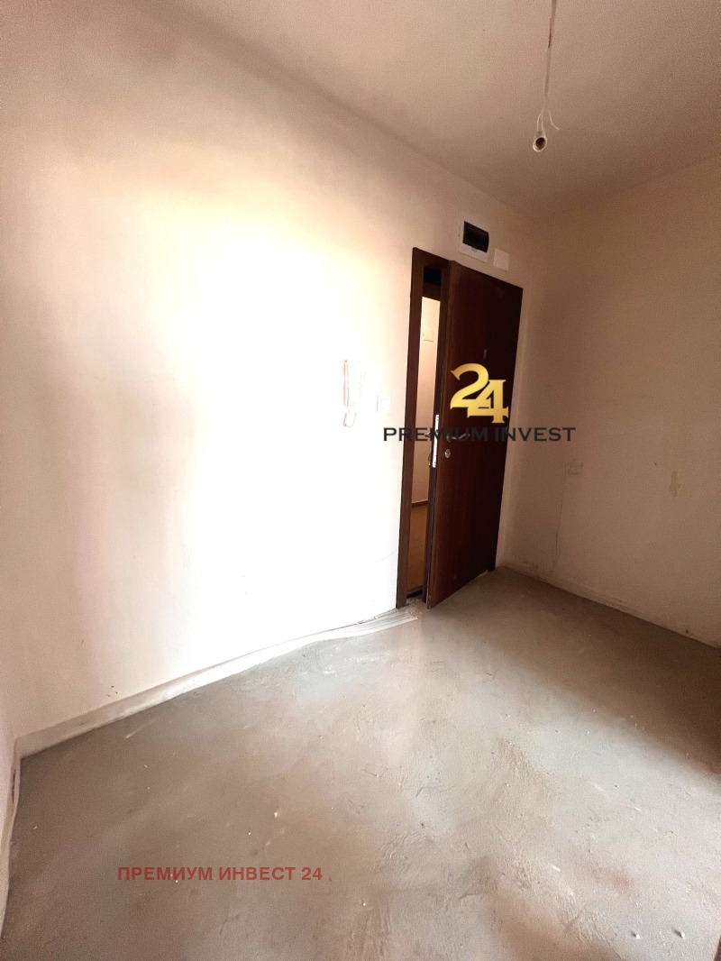 Продава  2-стаен град Пловдив , Тракия , 78 кв.м | 24261887