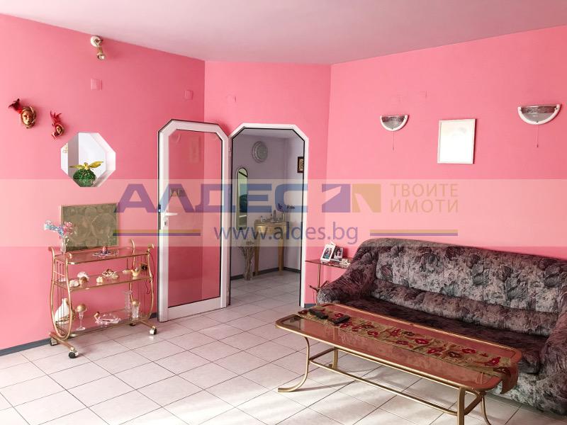 De vânzare  3 dormitoare Sofia , Liulin 8 , 139 mp | 35976799 - imagine [5]