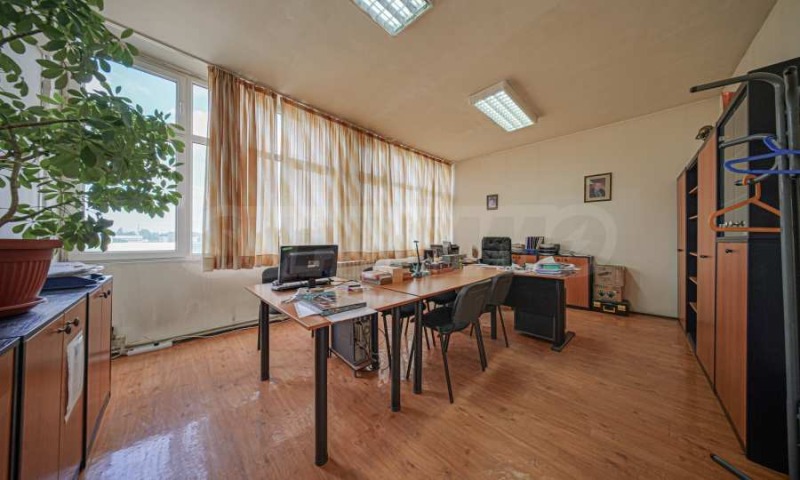Te koop  Kantoor Sofia , Moderno predgradie , 850 m² | 46555867 - afbeelding [3]