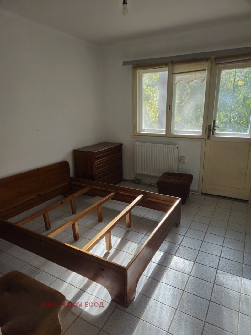 Продава ЕТАЖ ОТ КЪЩА, гр. София, в.з.Киноцентъра, снимка 12 - Етаж от къща - 52353083