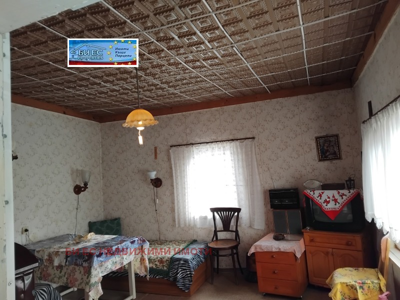 Продава КЪЩА, с. Жедна, област Перник, снимка 10 - Къщи - 48946989