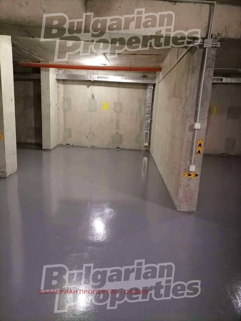 Продава ГАРАЖ, ПАРКОМЯСТО, гр. София, Люлин - център, снимка 9 - Гаражи и паркоместа - 52451426