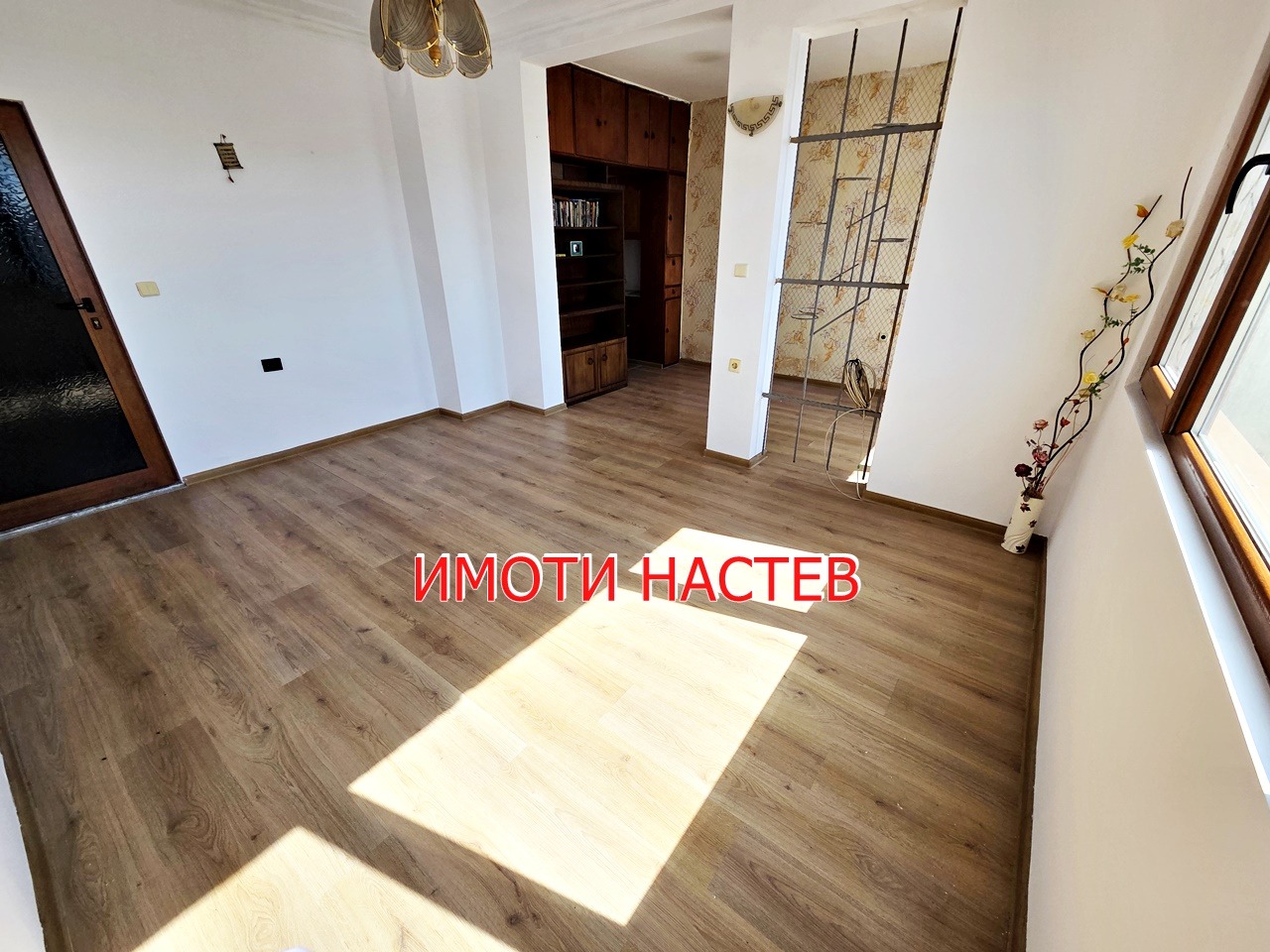 Продава 2-СТАЕН, гр. Шумен, Център, снимка 2 - Апартаменти - 54110194