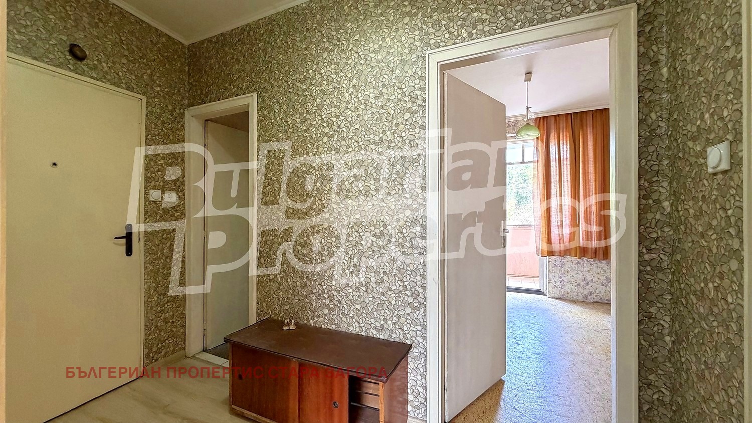 Продава 3-СТАЕН, гр. Стара Загора, Три чучура - център, снимка 2 - Апартаменти - 55953292