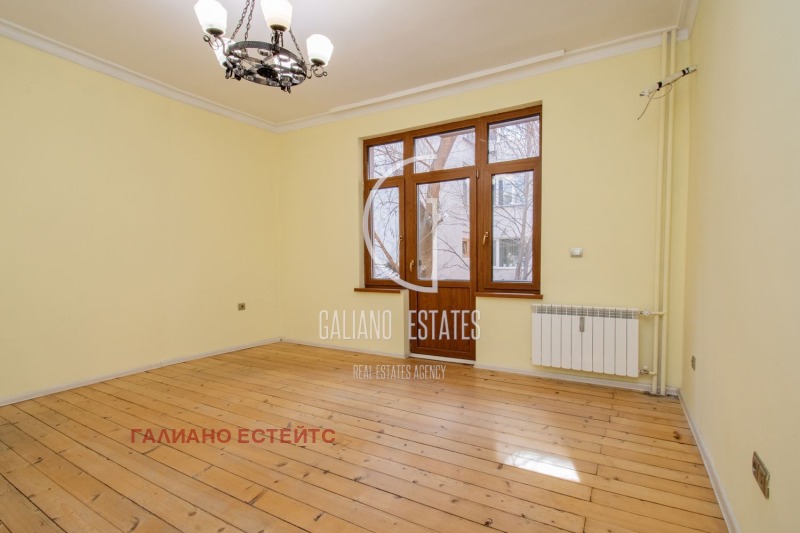 Na prodej  1 ložnice Sofia , Centar , 85 m2 | 52323129 - obraz [5]
