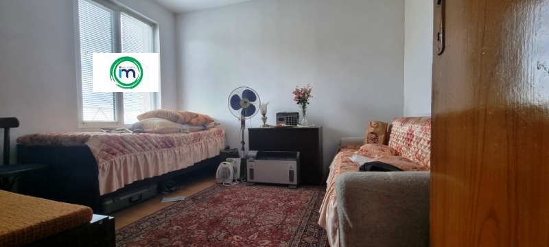 En venta  2 dormitorios Pazardzhik , Zapad , 82 metros cuadrados | 70993018 - imagen [5]