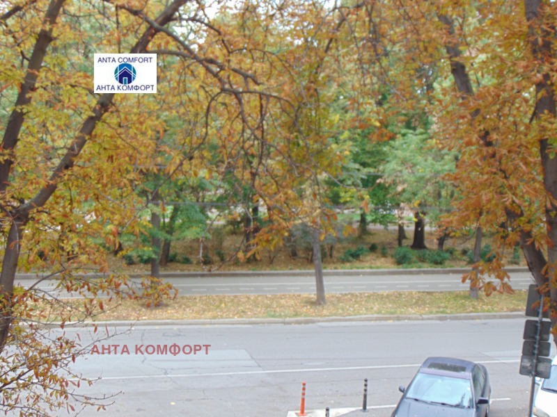 Eladó  2 hálószobás Sofia , Centar , 70 négyzetméter | 72723189 - kép [16]