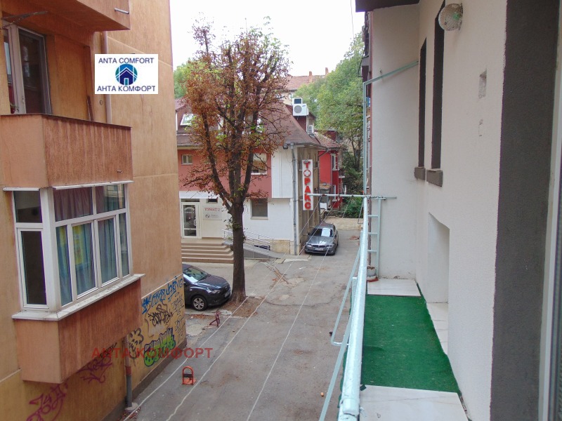 Eladó  2 hálószobás Sofia , Centar , 70 négyzetméter | 72723189 - kép [9]