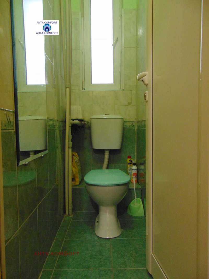 Eladó  2 hálószobás Sofia , Centar , 70 négyzetméter | 72723189 - kép [10]
