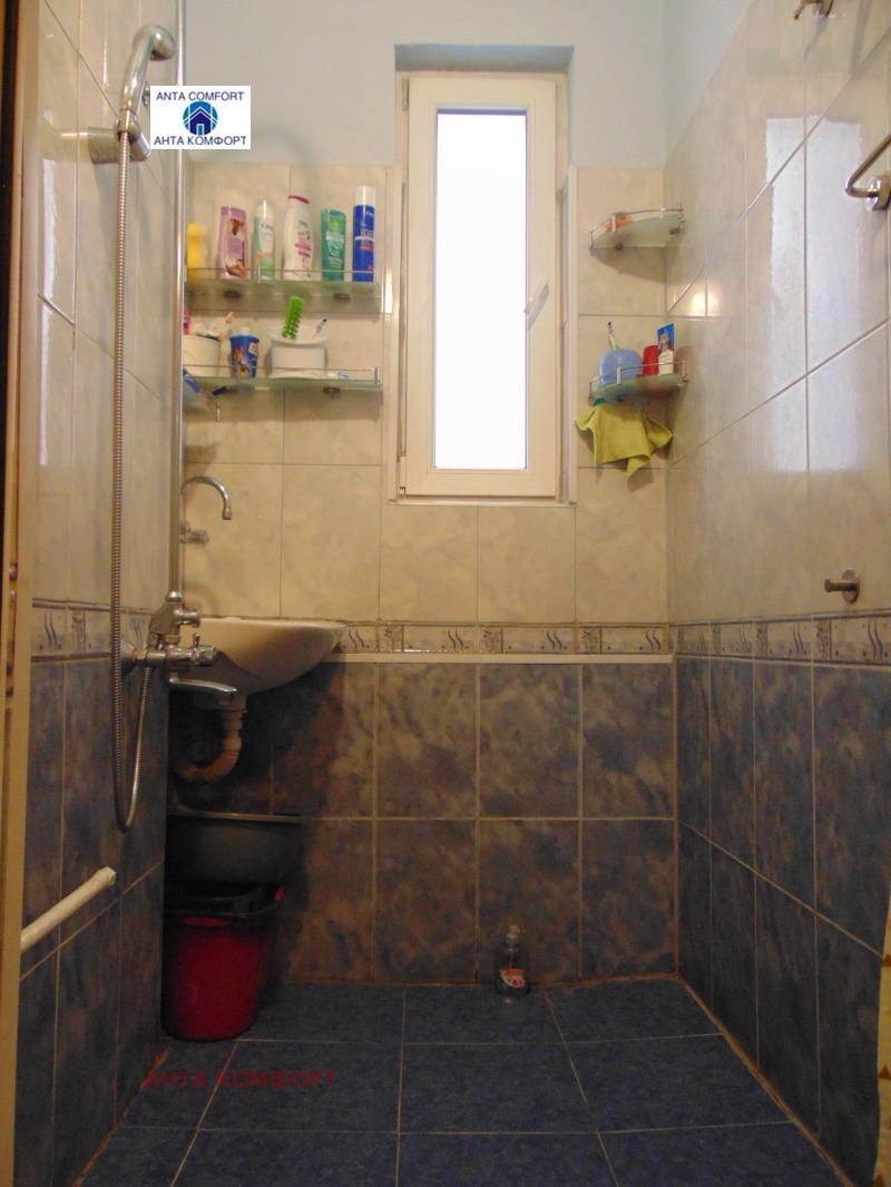 Eladó  2 hálószobás Sofia , Centar , 70 négyzetméter | 72723189 - kép [11]