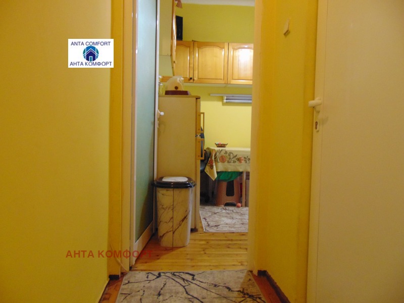 Eladó  2 hálószobás Sofia , Centar , 70 négyzetméter | 72723189 - kép [7]