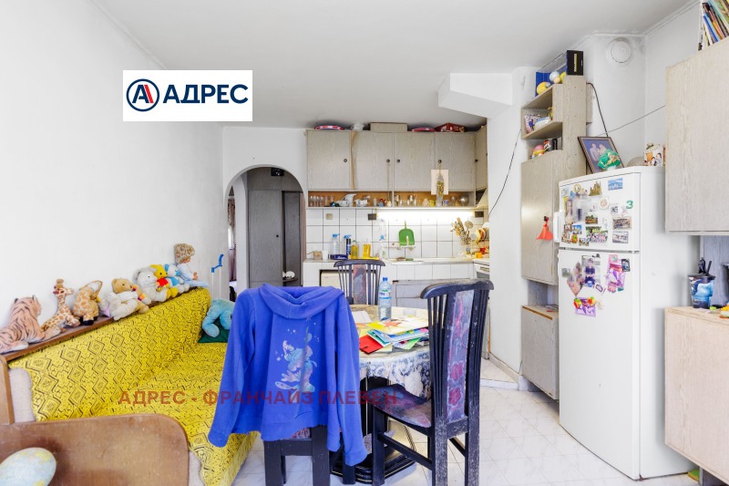 Продава 3-СТАЕН, гр. Плевен, Идеален център, снимка 2 - Апартаменти - 53070339