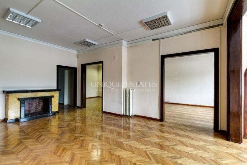 Продава МНОГОСТАЕН, гр. София, Докторски паметник, снимка 4 - Апартаменти - 52811601