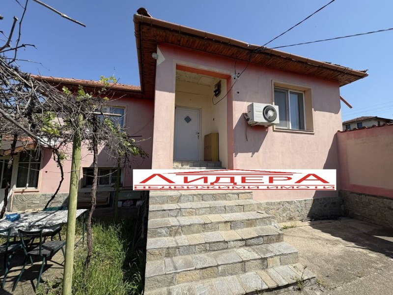 Продава  Къща, област Пловдив, с. Ръжево Конаре • 85 000 EUR • ID 29980298 — holmes.bg - [1] 