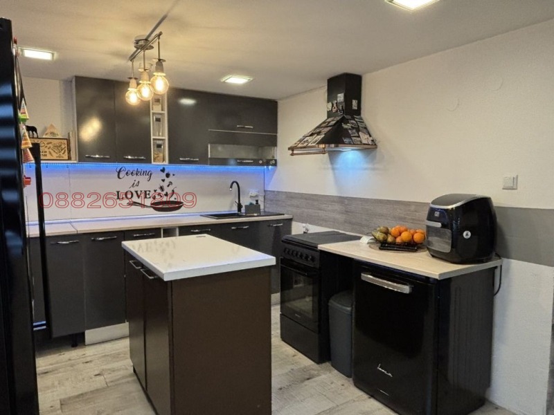 Продава КЪЩА, с. Червена вода, област Русе, снимка 2 - Къщи - 53150863