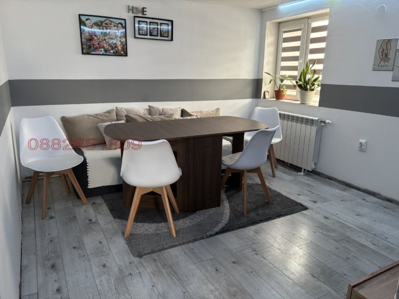 Продава КЪЩА, с. Червена вода, област Русе, снимка 8 - Къщи - 53150863