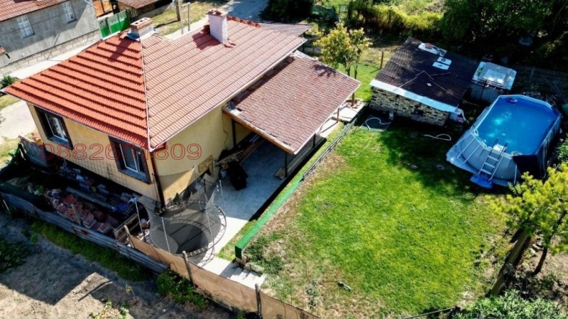 Продава КЪЩА, с. Червена вода, област Русе, снимка 12 - Къщи - 53150863