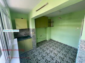 1 dormitorio Vazrazhdane, Ruse 9