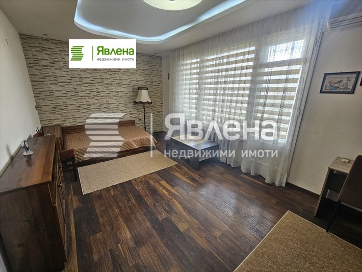 Продава 3-СТАЕН, гр. София, Хиподрума, снимка 2 - Апартаменти - 54755731