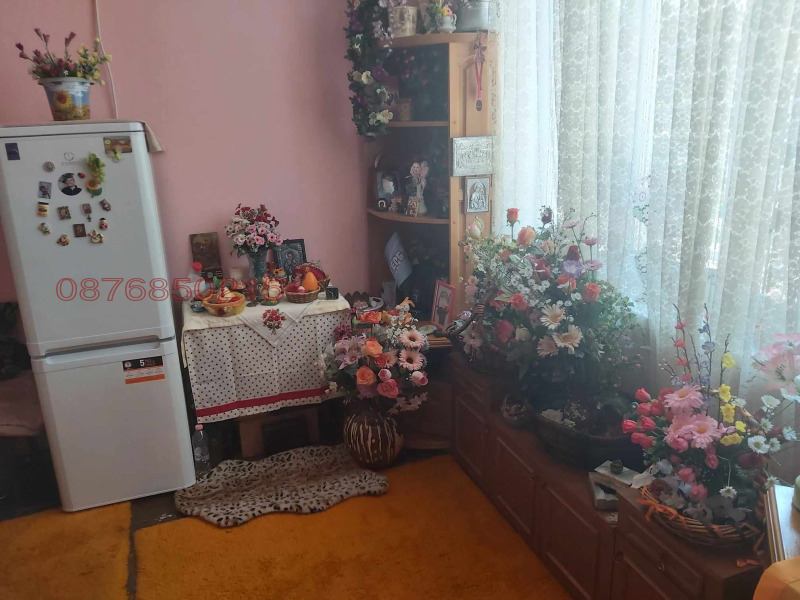 Продава ЕТАЖ ОТ КЪЩА, гр. Троян, област Ловеч, снимка 4 - Етаж от къща - 52829368