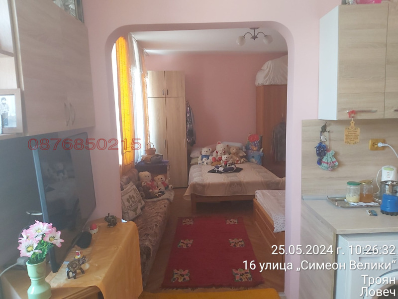 Продава ЕТАЖ ОТ КЪЩА, гр. Троян, област Ловеч, снимка 5 - Етаж от къща - 52829368