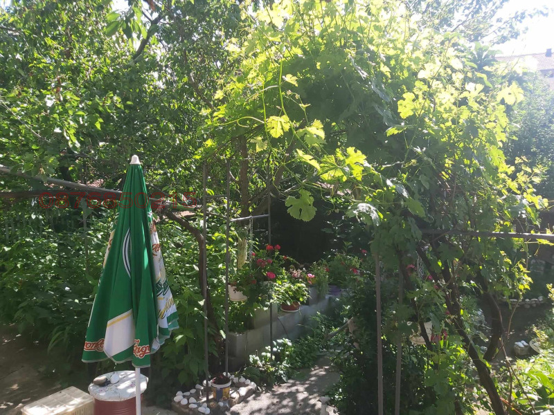 Продава ЕТАЖ ОТ КЪЩА, гр. Троян, област Ловеч, снимка 3 - Етаж от къща - 52829368