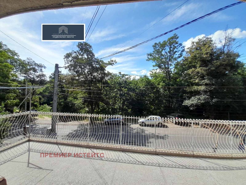 Продава ЕТАЖ ОТ КЪЩА, гр. София, гр. Банкя, снимка 2 - Етаж от къща - 53389027