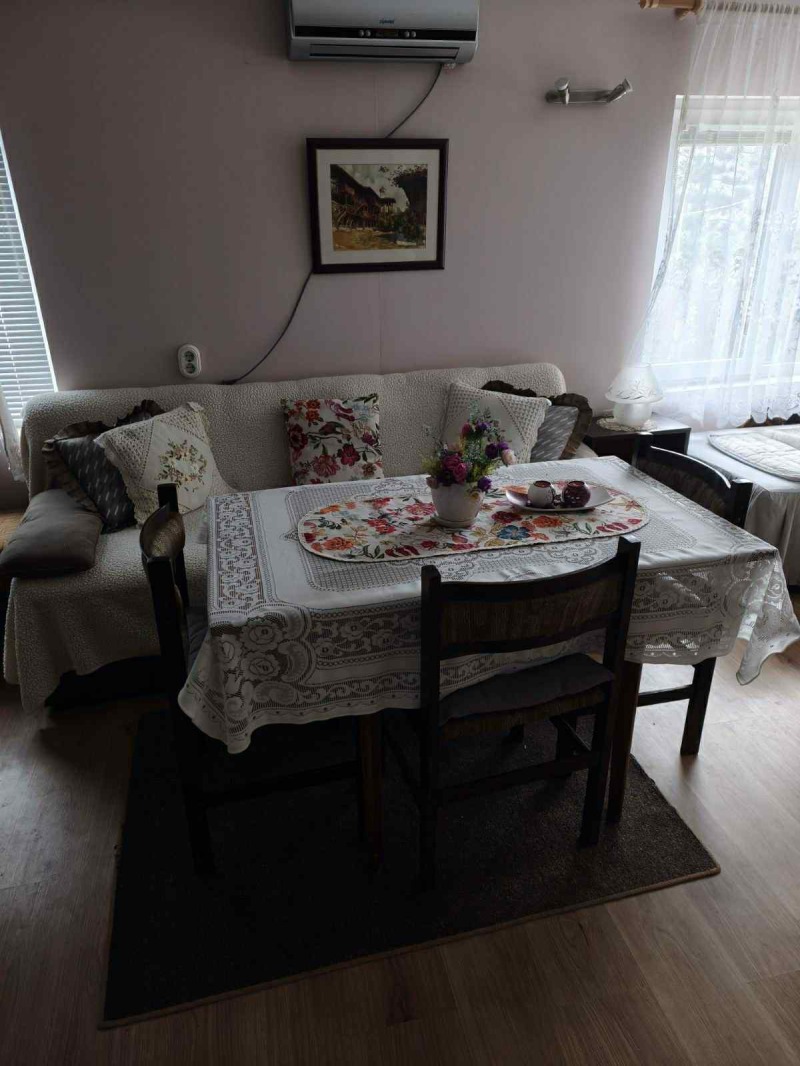 Продава КЪЩА, гр. Плевен, м-т Мъртва долина, снимка 10 - Къщи - 52856289