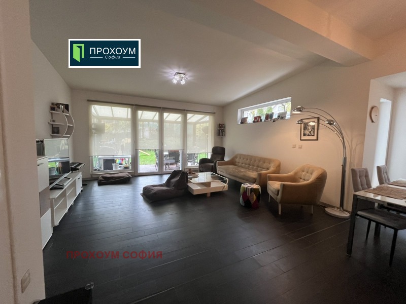 Продава КЪЩА, гр. София, в.з.Малинова долина, снимка 2 - Къщи - 52985193