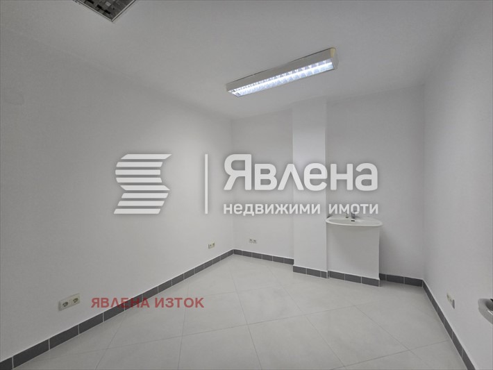 Na prodej  Prodejna Sofia , Reduta , 95 m2 | 81785299 - obraz [2]