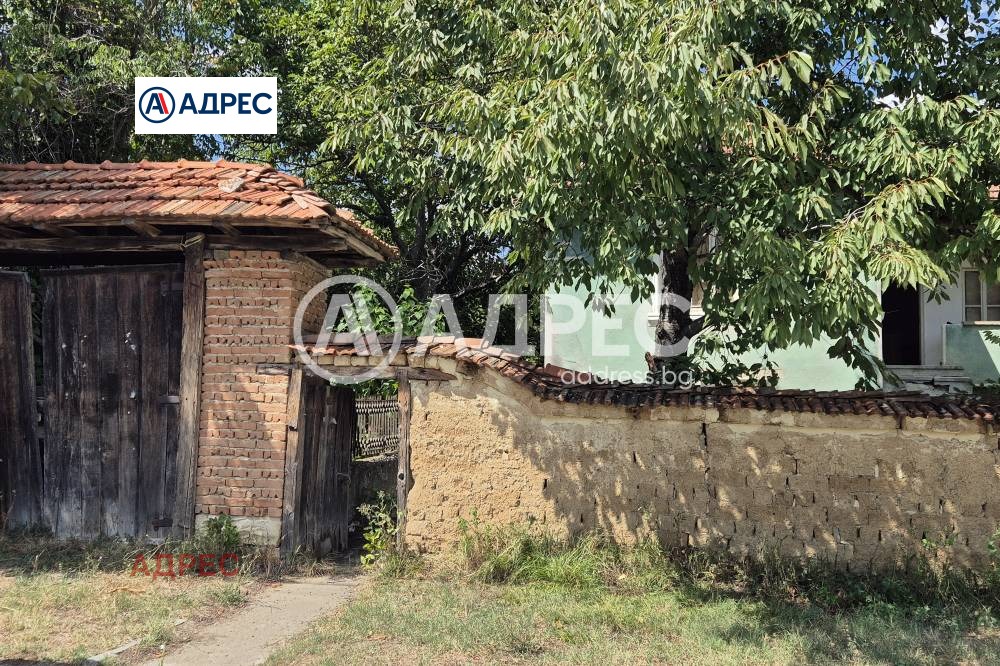 Продава КЪЩА, с. Аспарухово, област Варна