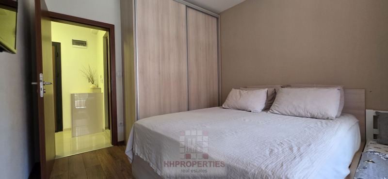 Продава  2-стаен град Пловдив , Остромила , 79 кв.м | 34890249 - изображение [8]
