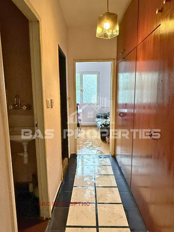 Till salu  2 sovrum Sofia , Banisjora , 103 kvm | 88245975 - bild [8]