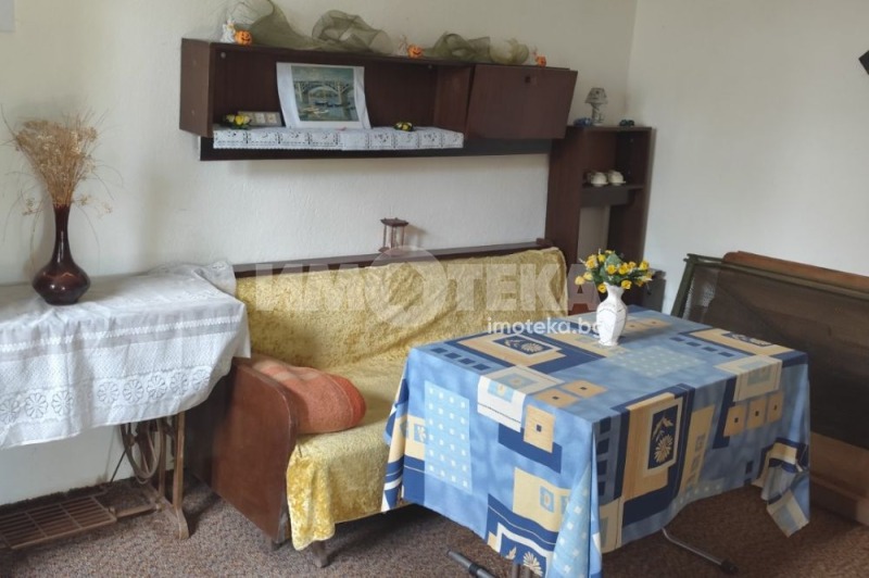 Продава КЪЩА, с. Дреново, област София област, снимка 6 - Къщи - 47978411