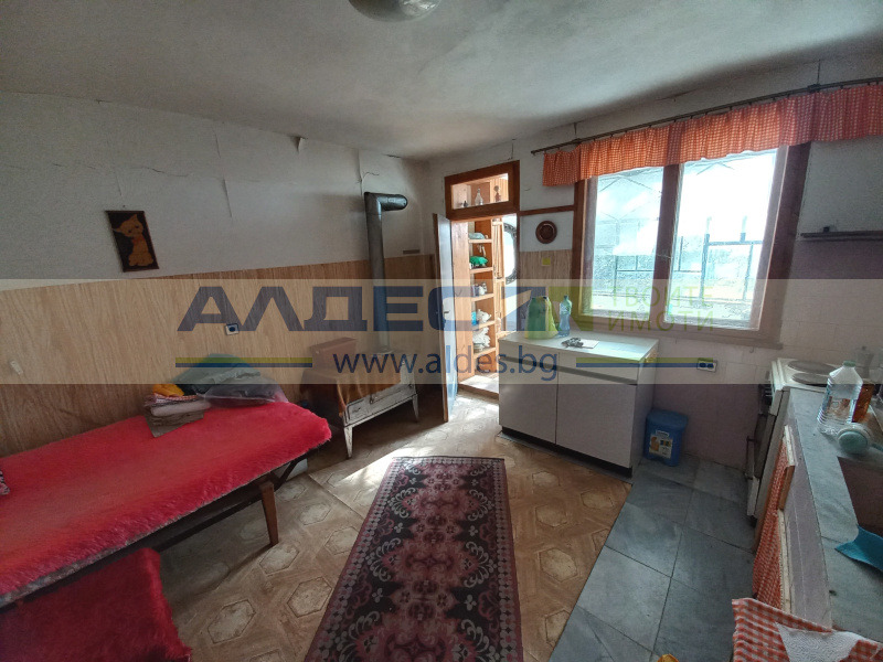 Продава КЪЩА, с. Кременик, област Кюстендил, снимка 7 - Къщи - 52322979