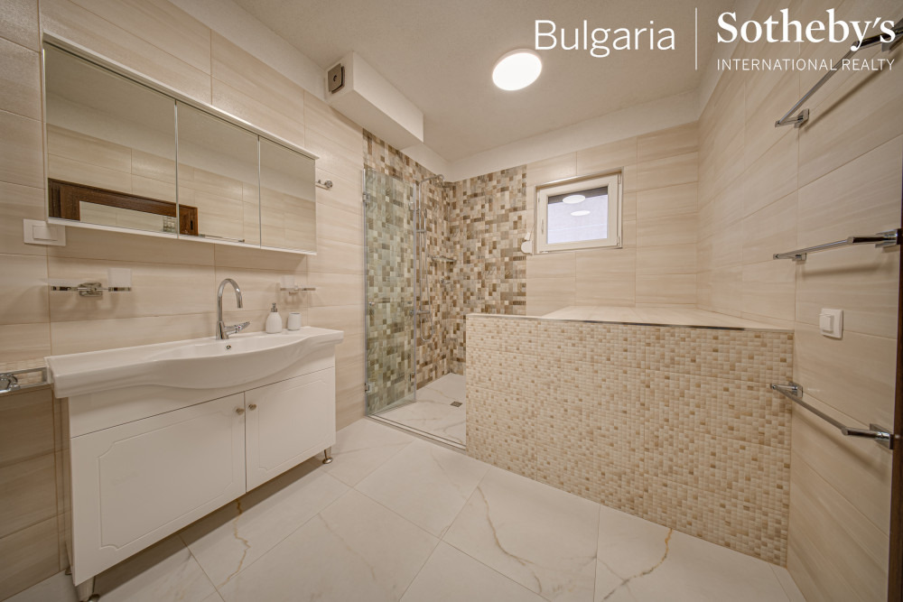 Продава КЪЩА, гр. София, Оборище, снимка 15 - Къщи - 53004884