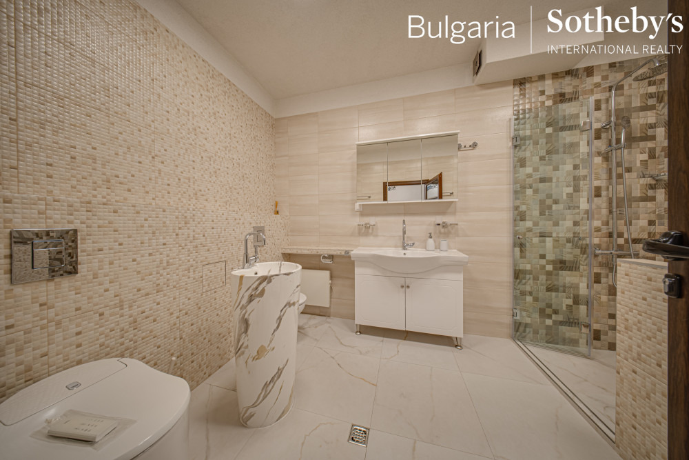 Продава КЪЩА, гр. София, Оборище, снимка 14 - Къщи - 53004884