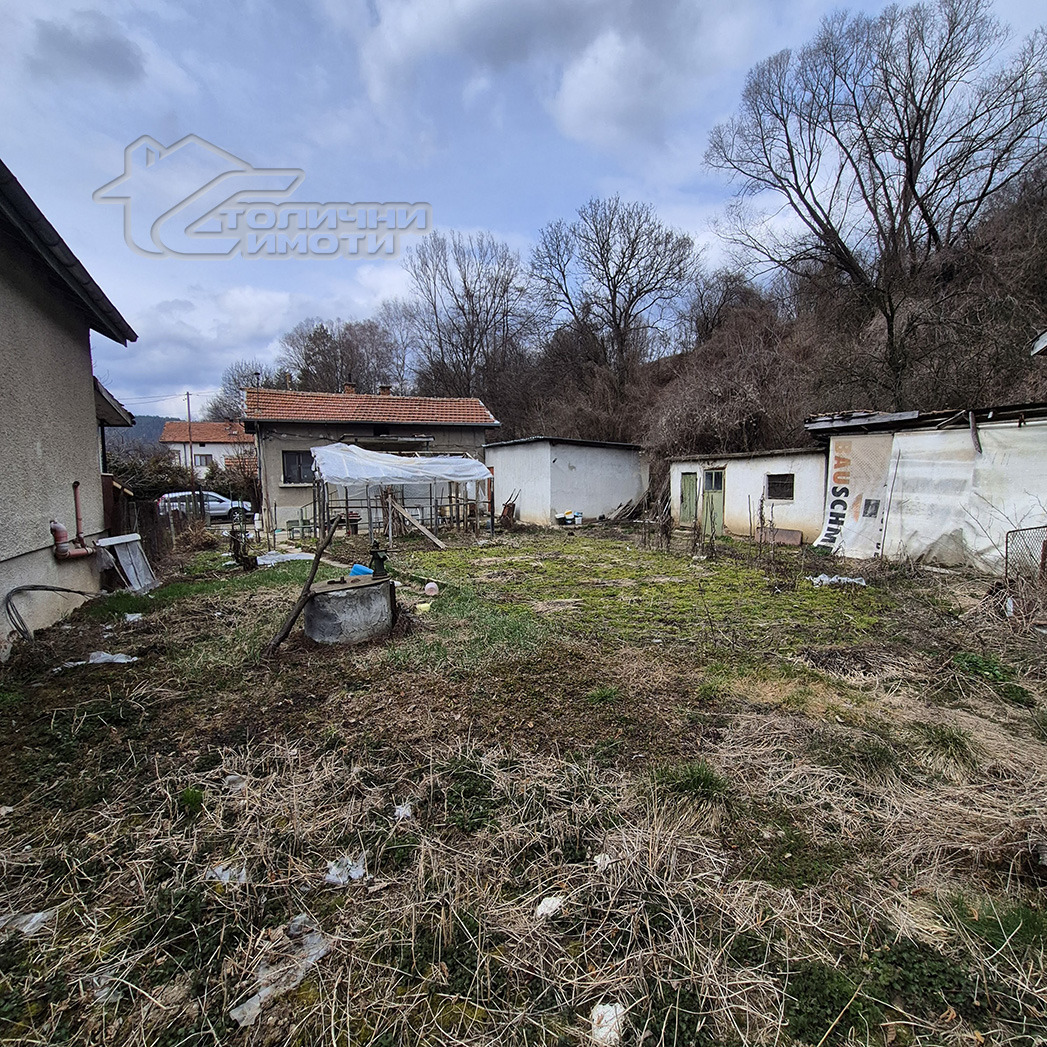 Продава КЪЩА, гр. София, с. Долни Пасарел, снимка 3 - Къщи - 53942771