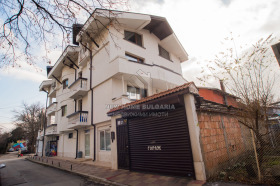 Casa Nadejda 4, Sofia 4