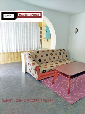 Hus Bojana, Sofia 12