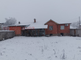 КЪЩА, 70 m2