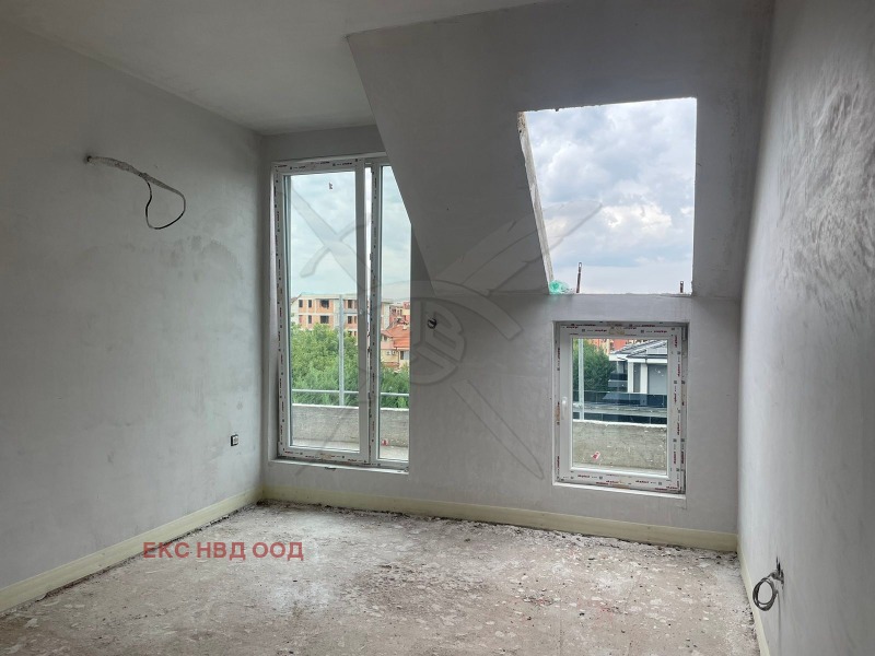 Продава 2-СТАЕН, гр. Пловдив, Остромила, снимка 2 - Апартаменти - 52640665