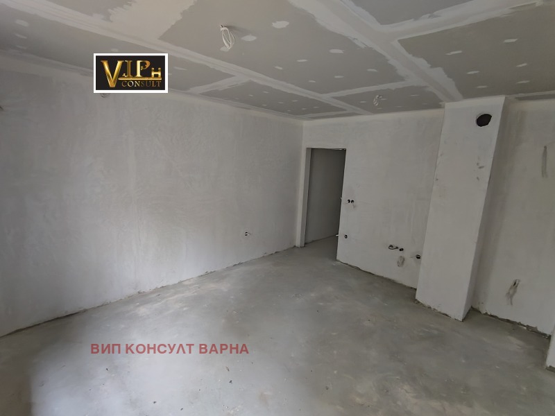 À venda  2 quartos Varna , Liatno kino Trakiia , 112 m² | 66978433 - imagem [5]