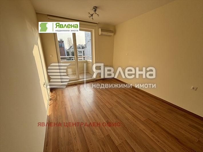 Продава МНОГОСТАЕН, гр. София, Оборище, снимка 11 - Aпартаменти - 48215198