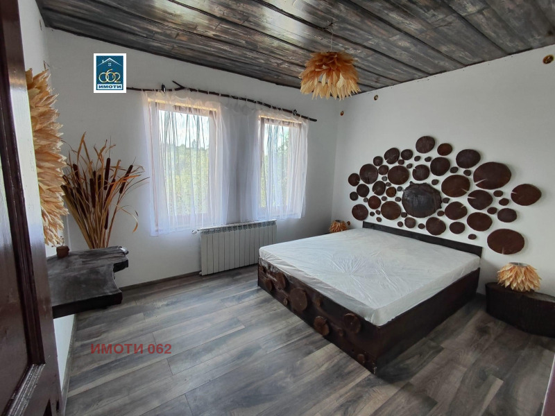 Till salu  Hus region Veliko Tarnovo , Cerova korija , 130 kvm | 73828938 - bild [4]