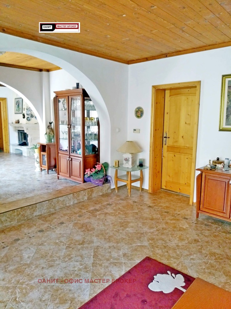 Til salgs  Hus Sofia , Bojana , 451 kvm | 62244229 - bilde [2]
