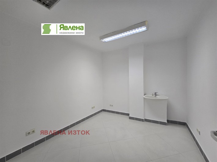 Til salg  Butik Sofia , Reduta , 95 kvm | 58470174 - billede [3]