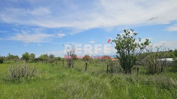 Till salu  Komplott Burgas , Izvoristje , 700 kvm | 98557777 - bild [2]