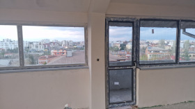 2 chambres Kamenni, Haskovo 2