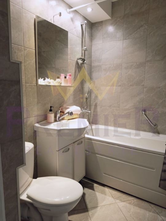 Продава 3-СТАЕН, гр. Бургас, Изгрев, снимка 4 - Апартаменти - 55057219